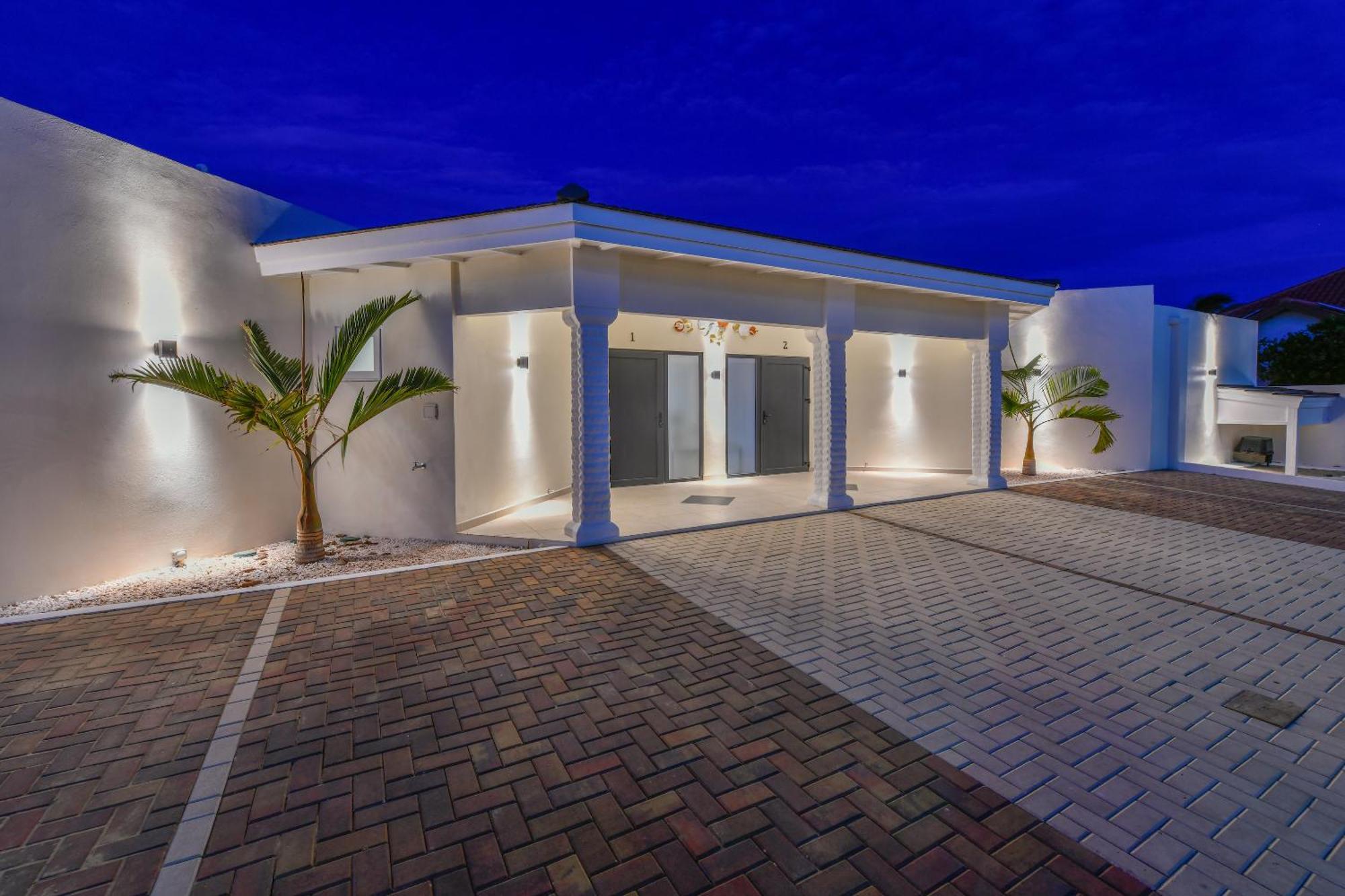 Boutique Hotel Swiss Paradise Aruba Villas And Suites Palm Beach Zewnętrze zdjęcie