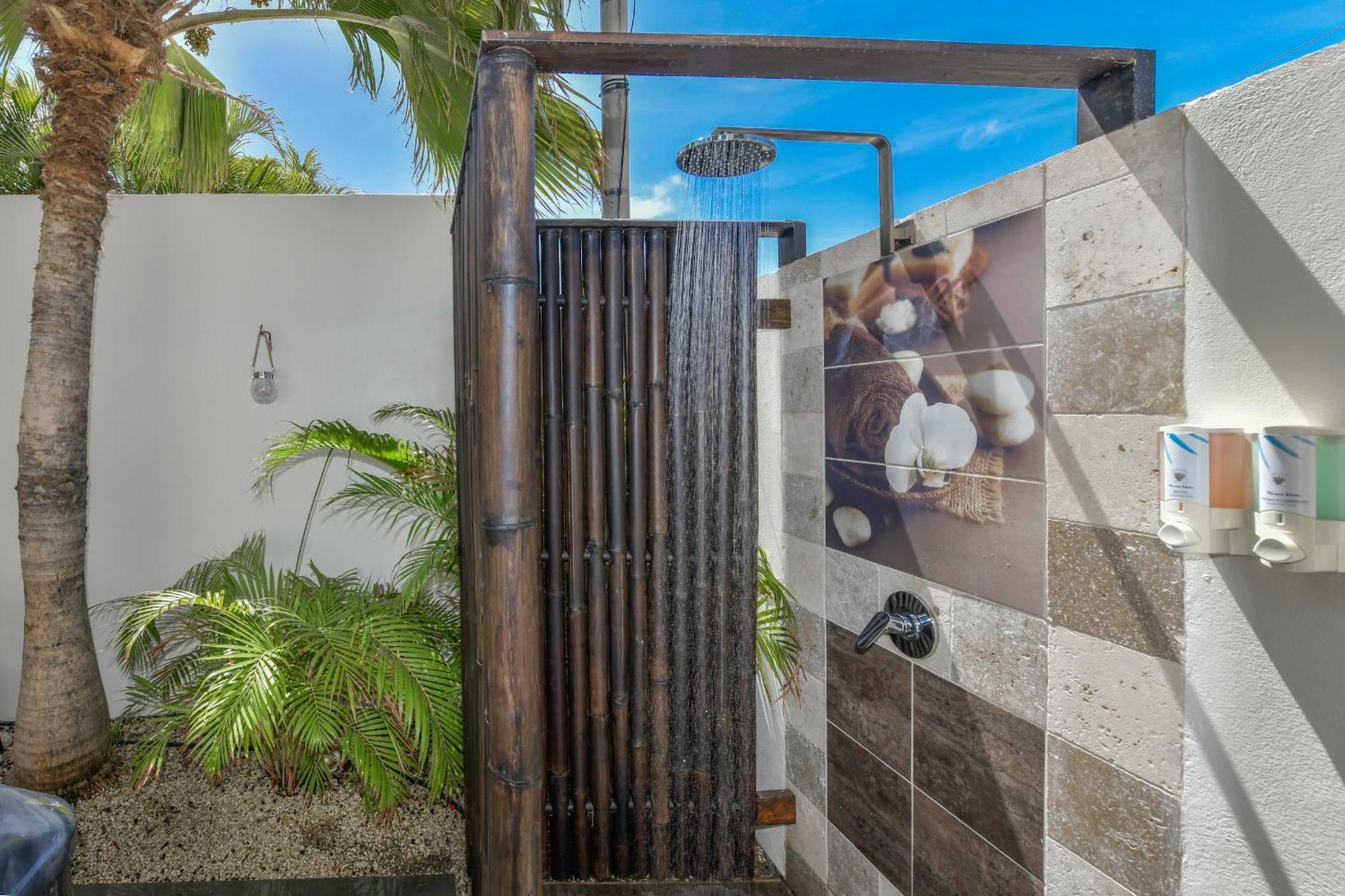 Boutique Hotel Swiss Paradise Aruba Villas And Suites Palm Beach Zewnętrze zdjęcie